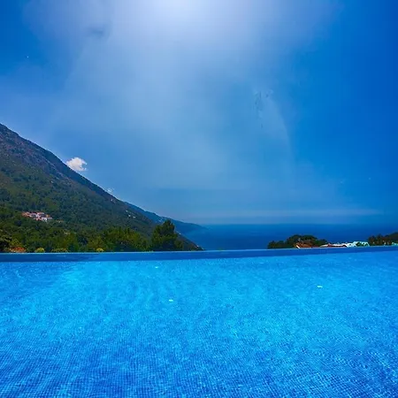 Sertil Deluxe & - Adult Only Hotel