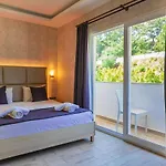Sertil Deluxe & - Adult Only 4*